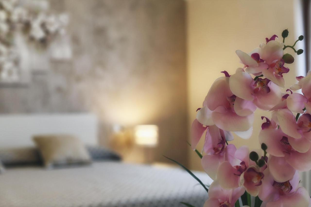 Flower Apartments Bardolino Eksteriør billede