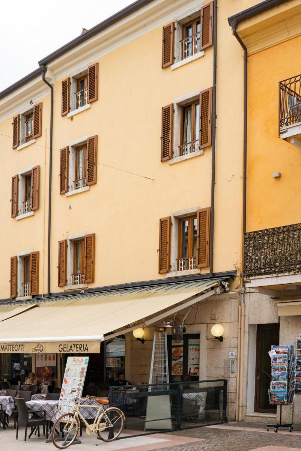Flower Apartments Bardolino Eksteriør billede